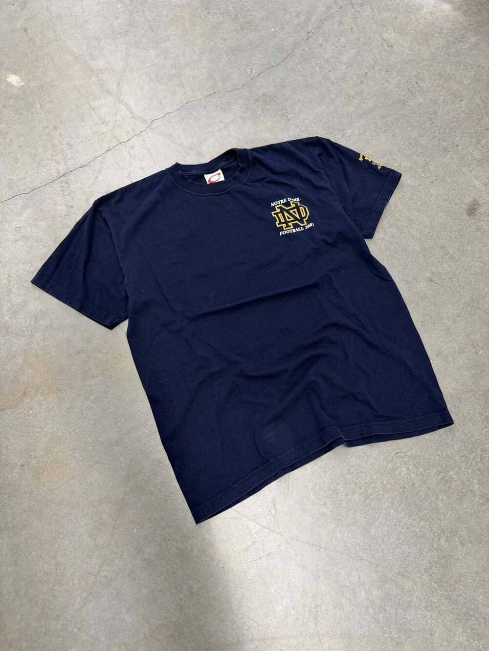 Vintage 2001 Notre Dame Football Navy Promtional Graphic T-Shirt Size L
